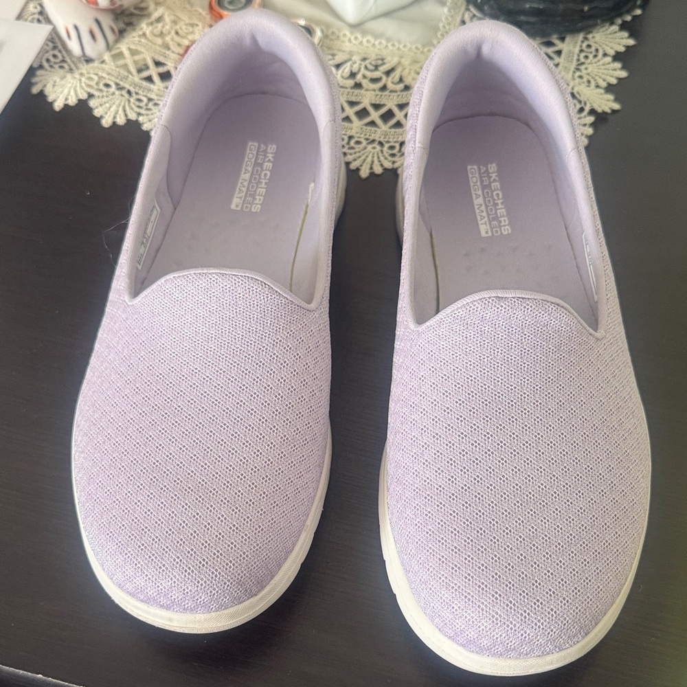 Skechers Slip-On Mules in Light Lavender
